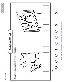 Build-a-Word #2: Scare and Score Phonics Blends Worksheet