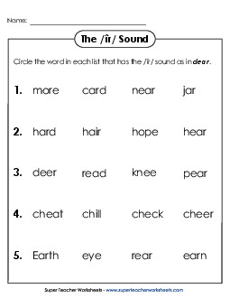 Circle the Word: /îr/ as in Dear Free Phonics R Controlled Vowels Worksheet